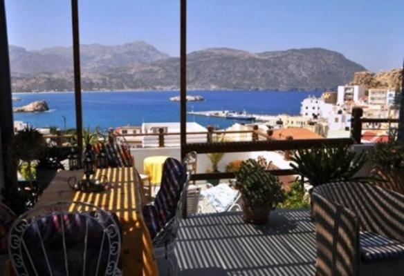 Odyssey Hotel Apartments Karpathos Town  Exterior photo
